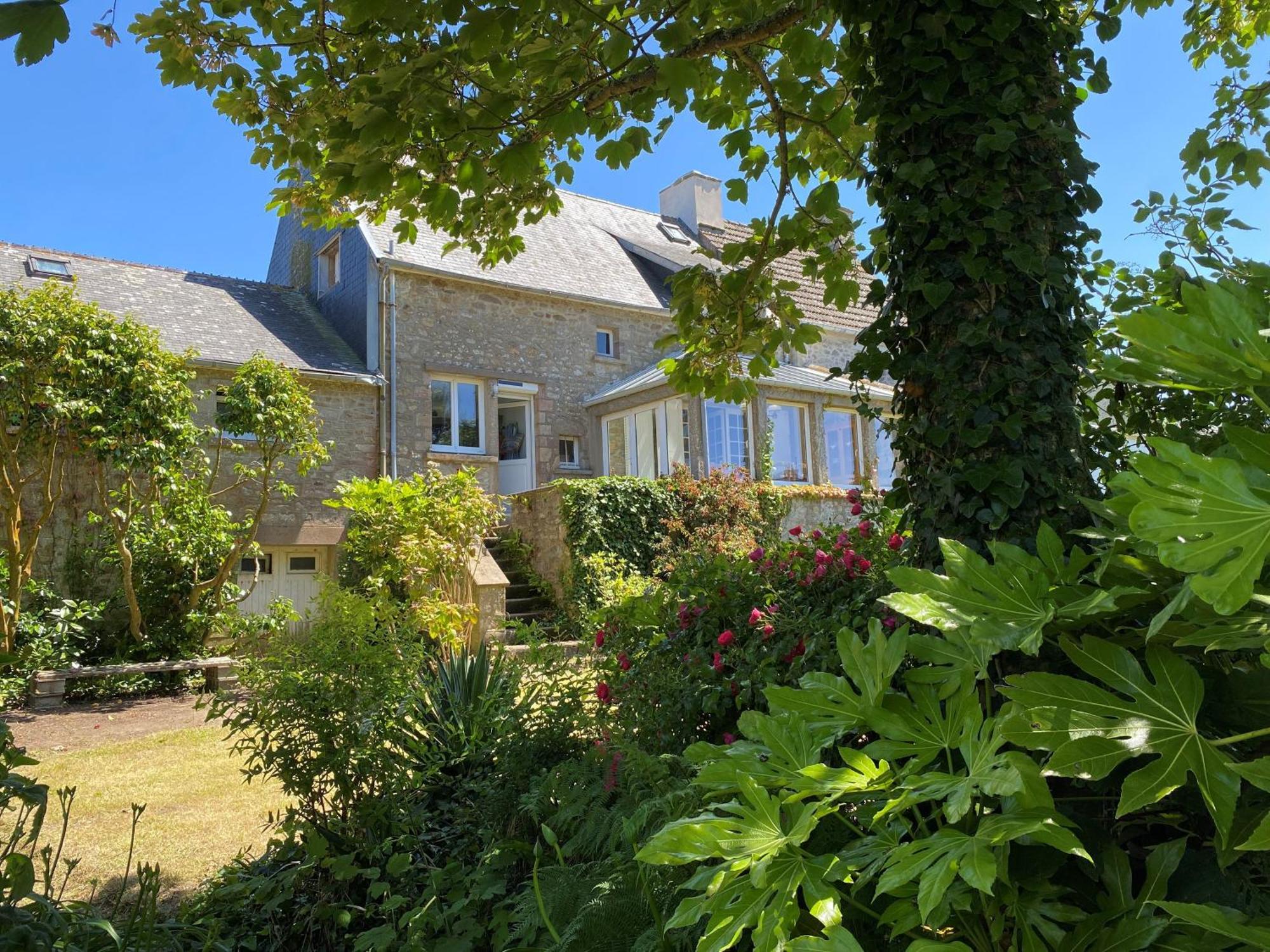Christina'S Cottage Auderville Exterior photo